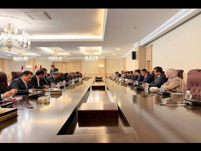 صادق: عراق با تحویل اراضی مین‌روبی شده به ساخت راه‌آهن شلمچه- بصره سرعت دهد