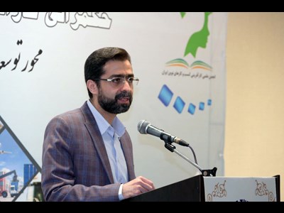 سیاست حکمرانی کارآفرین باید کل نگر باشد