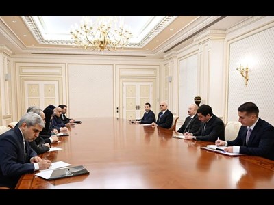 بررسی زیرساخت‌های جدید ریلی و میادین مشترک نفتی در دیدار وزیر راه و شهرسازی با رئیس جمهور آذربایجان