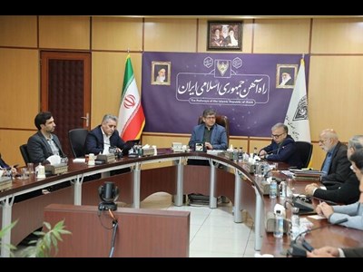 تسهیل سرمایهگذاری و رفع موانع اداری؛ گامهای راهآهن برای رونق حملونقل مسافری