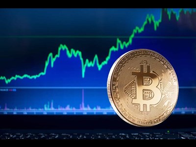 بیتکوین در رشد قیمت بیرقیب شد