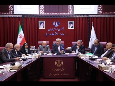 تمرکز بر شش پروژه کلیدی برای تحقق رشد اقتصادی ۸ درصدی