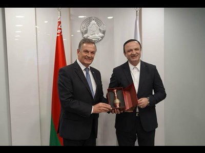 منطقه آزاد مینسک با مناطق آزاد ایران وارد همکاری می‌شود