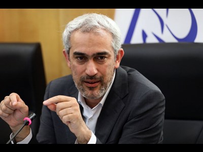 سید علی مدنی‌زاده با رأی اعتماد مجلس وزیر اقتصاد شد