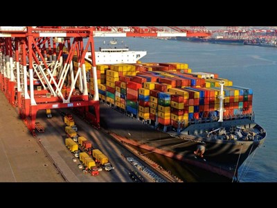 معطلی ۲۵ کشتی کالای اساسی ریشه در اختلال فرآیندهای ارزی و مالی است