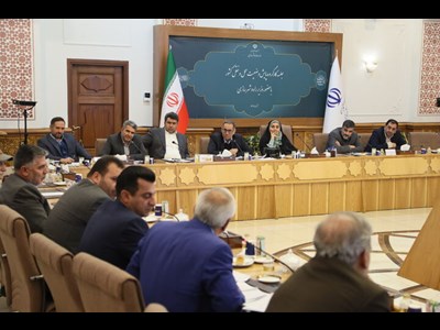 دستور وزیر راه و شهرسازی برای تعیین تکلیف بیمه رانندگان و سهمیه سوخت ناوگان حمل‌ونقل عمومی