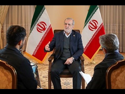 تمام مشکلات، تحریم‌ها و فشارها را با قدرت پشت سر خواهیم گذاشت