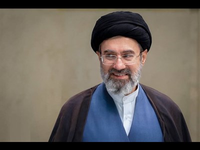 رهبر انقلاب: سال ۱۴۰۵ سال اقتصاد مقاومتی در سایه وحدت ملی و امنیت ملی است