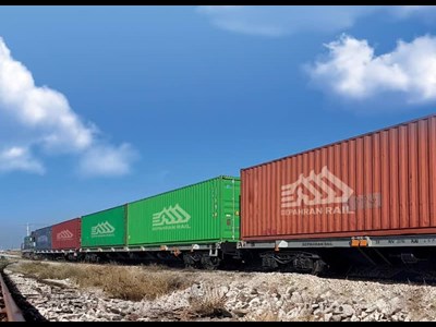 نقش‌آفرینی سپهران ریل در ورود نخستین قطار وارداتی روسیه به آپرین