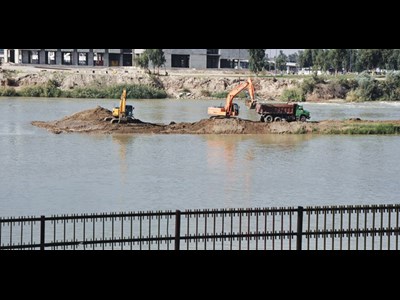 اجرایی نشدن دستور رئیس جمهور در آزادسازی حریم دریا و رودخانه‌های خوزستان