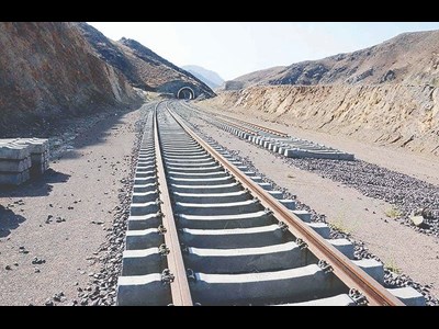 پیشرفت 84 درصدی پروژه راهآهن چابهار - زاهدان