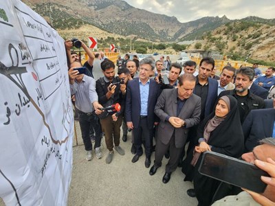 بازدید وزیر راه و شهرسازی از عملیات احداث باند دوم تونل آزادی