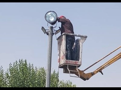ساماندهی روشنایی بوستان ها و فضاهای بی دفاع شهری منطقه دو تهران