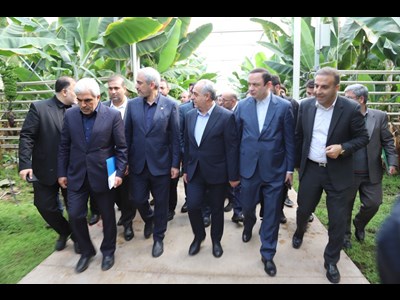 بازدید وزیر اقتصاد و دبیر شورای‌عالی مناطق آزاد از پروژه «گوزل طبیعت ارس»