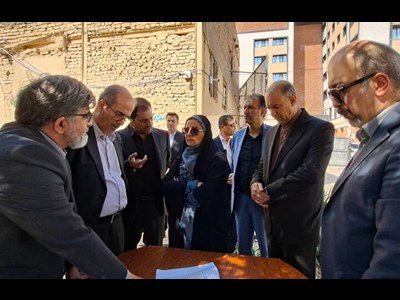 بررسی طرح ساماندهی خدمات پشتیبان زیارت بافت پیرامون حرم مطهر رضوی باحضور وزیر راه و شهرسازی