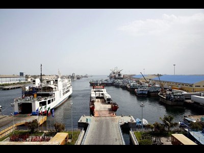 افزایش ۴۶ درصدی جابه‌جایی کالا در بنادر شرق هرمزگان طی سال جاری