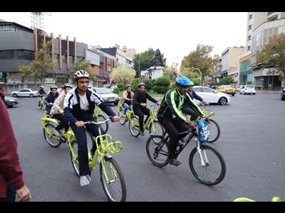 تقدیر دوچرخه سواران منطقه 3 در روز هوای پاک