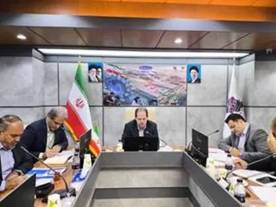 تأکید معاون وزیر صمت بر شبکه‌سازی صنایع و هوشمندسازی شهرک‌های صنعتی