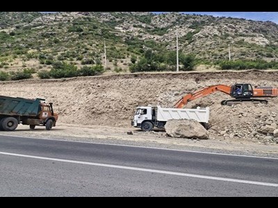 اجرای ۵ طرح ایمنی تردد در جاده های شهرستان هریس