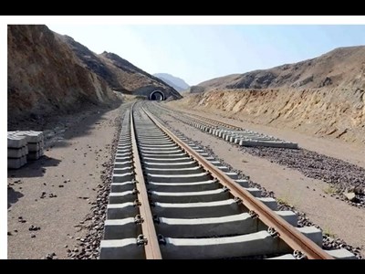 ریل طلایی شمال به حرکت می‌ افتد