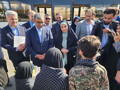 وزیر راه و شهرسازی برای افتتاح پروژههای هفته دولت وارد فرودگاه مشهد شد