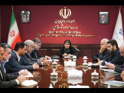 جلسه کارگروه نظارت و رصد عملیاتی پروژه راه آهن چابهار- زاهدان با حضور وزیر راه و شهرسازی