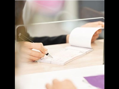 تعلیق محدودیت‌های ناشی از دارا بودن چک برگشتی در بانک اقتصادنوین
