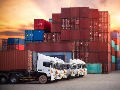 خدمات لجستیکی در پایانه‌های مرزی کشور توسعه می‌یابد