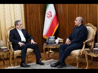 دیدار سفیر جمهوری اسلامی ایران در فیلیپین با وزیر امور خارجه