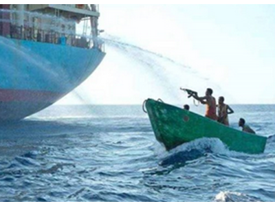 «بحران تنگه هرمز» فرصت تازه‌ دزدان دریایی سومالی!