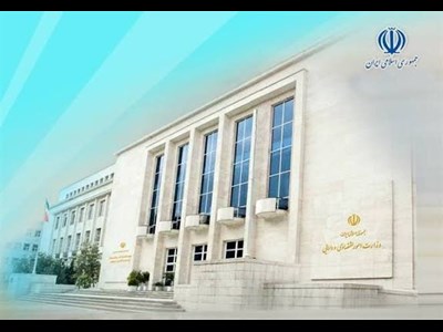 تمرکز وزارت اقتصاد بر شایستهسالاری و تمرکززدایی