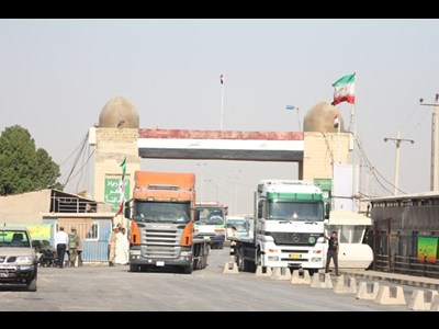 تاکید ایران و عراق بر توسعه مبادلات تجاری و واردات رسمی از مرز شلمچه