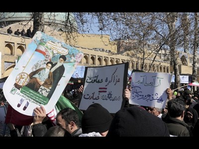 جریان مرموز حذف اسم و رسم امام خمینی