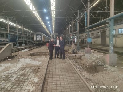 بررسی آخرین وضعیت آماده‌به‌کاری قطارهای خودکشش در بازدید معاون ناوگان راه آهن