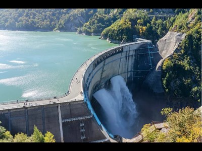 جلوگیری از انتشار ۱۲۱ میلیون تُن گاز گلخانهای با نیروگاه های برقآبی