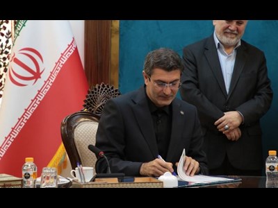 تفاهمنامه همکاری بانک سینا و وزارت میراث فرهنگی، گردشگری و صنایع دستی امضا شد