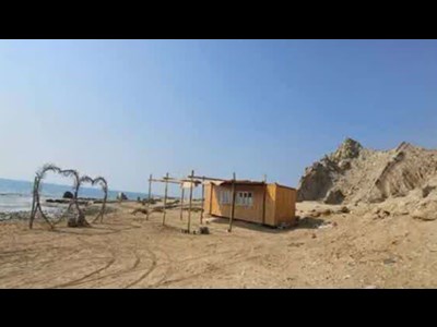 رویش چراغ خاموش سازه‌ها در ساحل مُکَسَر