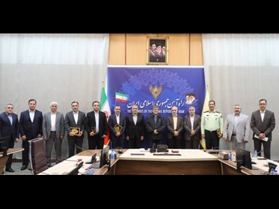قطارها متوقف نمی‌شوند