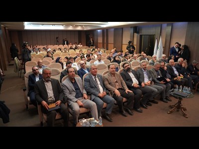 تقدیر از گروه فعال ادمیرال در چهارمین همایش کارآفرینی دریایی