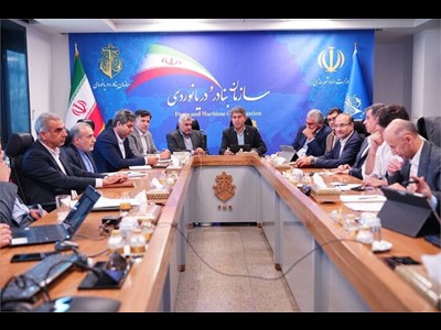 فعال‌سازی ظرفیت‌های خالی بنادر با تقویت دیپلماسی دریایی