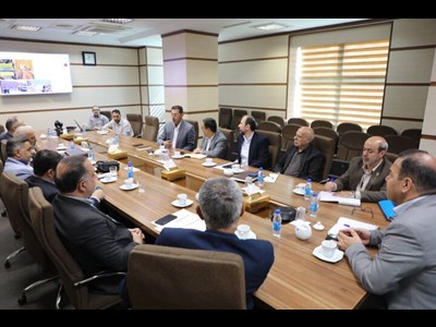 تدوین برنامه جامع بازنگری در مسیرهای ریلی مسافری کشور برای بهینه‌سازی شبکه حمل‌ونقل