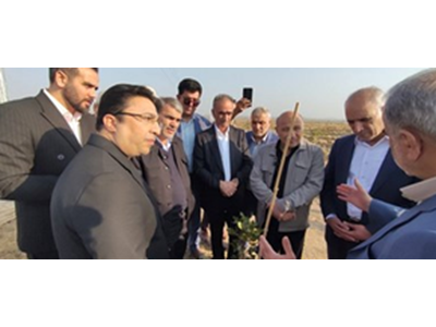 حضور اعضای کمیسیون در آیین بهره‌برداری از باغ مدرن پسته ماکو