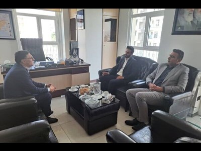 نشست سرپرست اداره کل راه و شهرسازی چهارمحال و بختیاری با معاون ساخت و توسعه راهآهن کشور درباره پروژه راهآهن شهرکرد–مبارکه–سفیددشت