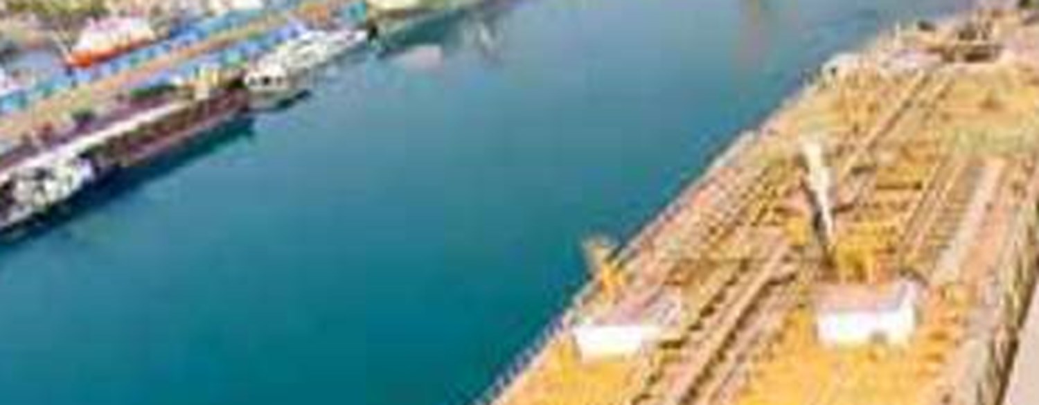  افزایش قیمت خودرو نشان  از غیرواقعی‌بودن اقتصاد دارد